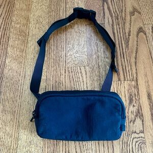 Emo lululemon athletica Belt Bag